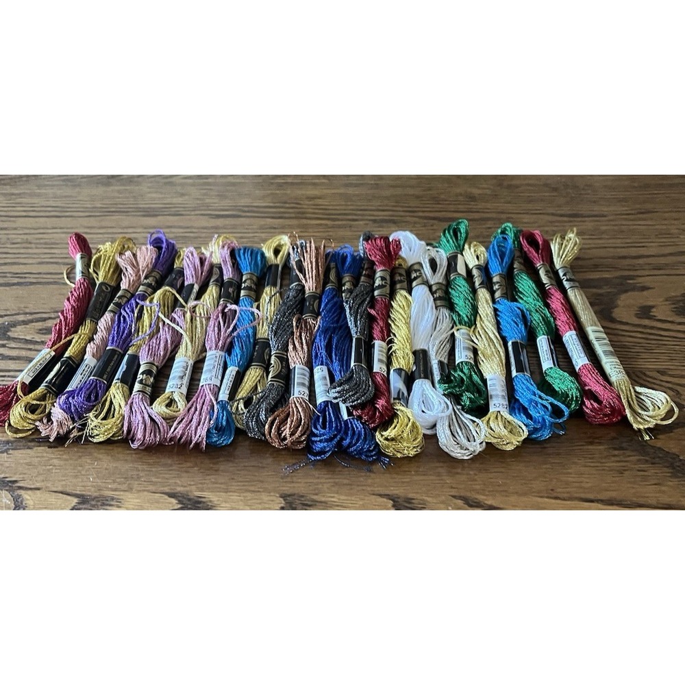 25 Skeins DMC Metalise Metallic Embroidery Thread Floss Multicolor Belgium VTG
